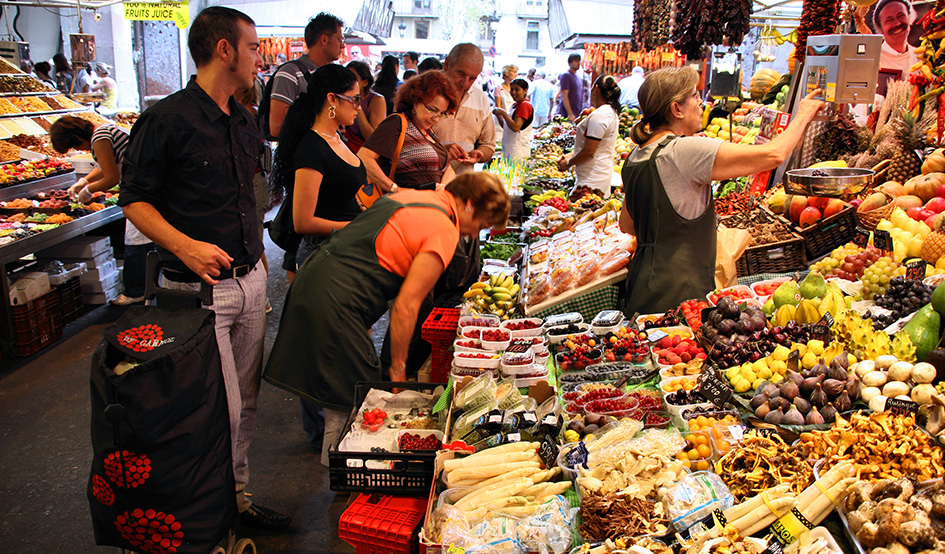 La Historia De Un Pueblo La Cuenta Mejor Un Mercado De Barrio